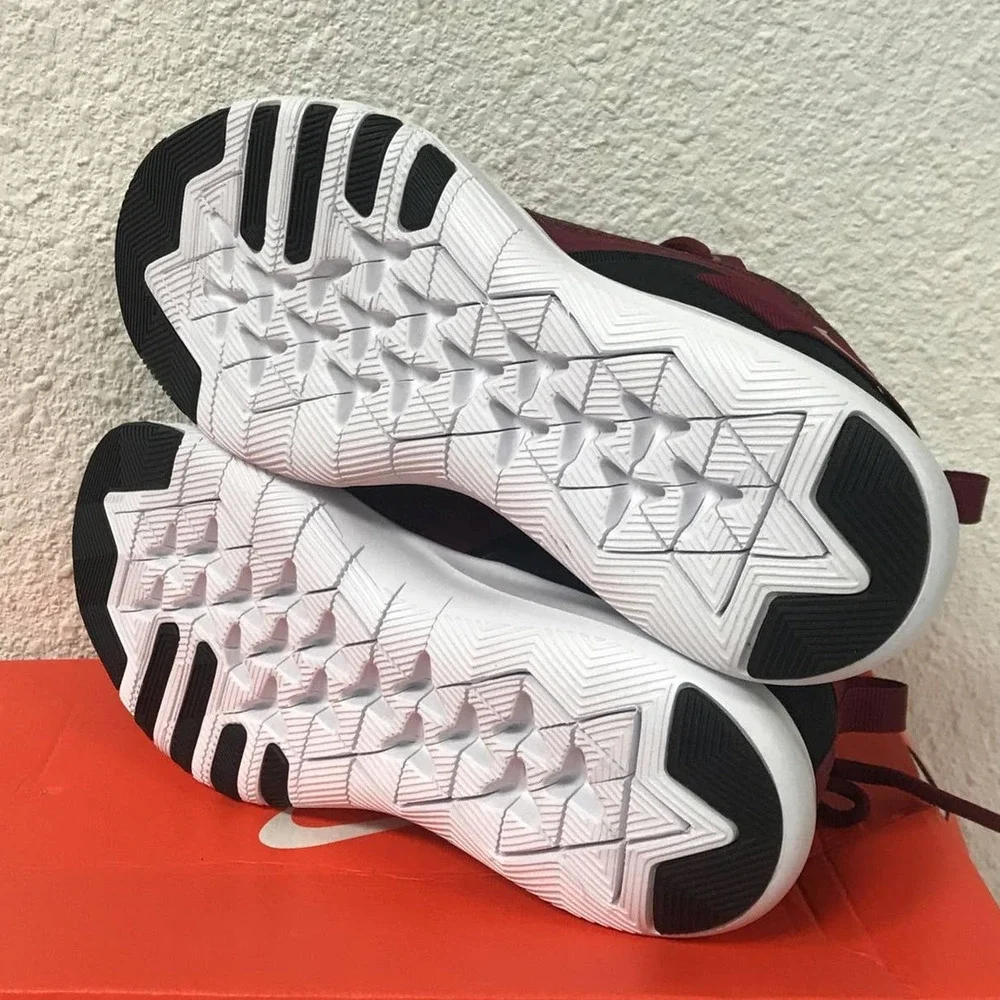 Nike Women's Size 6 Flex Trainer 9 Sneaker, Red - Picture 6 of 8